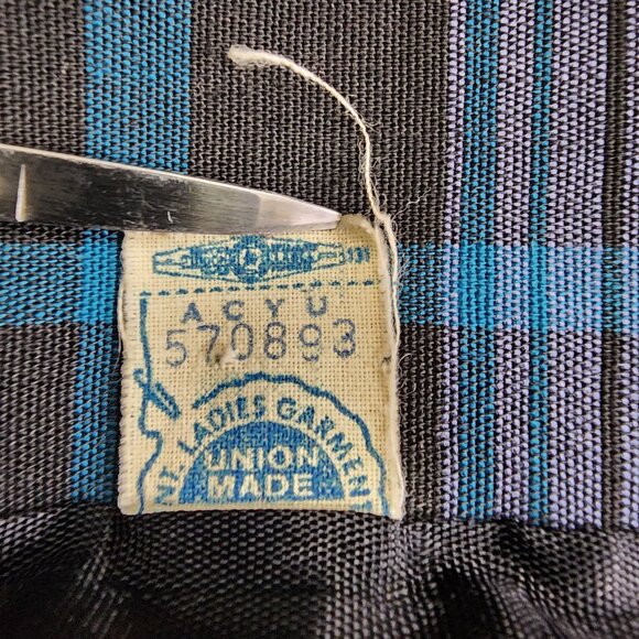 Vtg 60s Blue Shadow Plaid Lightweight Long Coat Black Velvet Collar Union Made - Picture 7 of 15